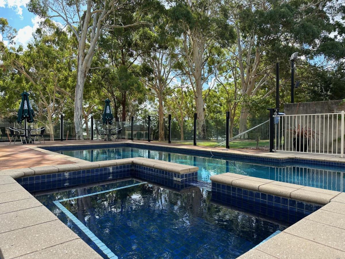The Grand Oaks Resort Beechworth Exterior photo